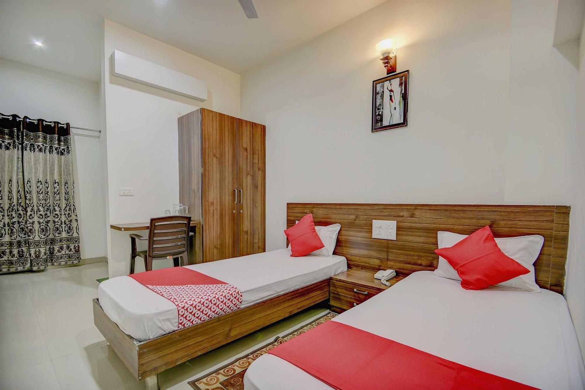 Khapa  Hotel O Plus Corporate One מראה חיצוני תמונה