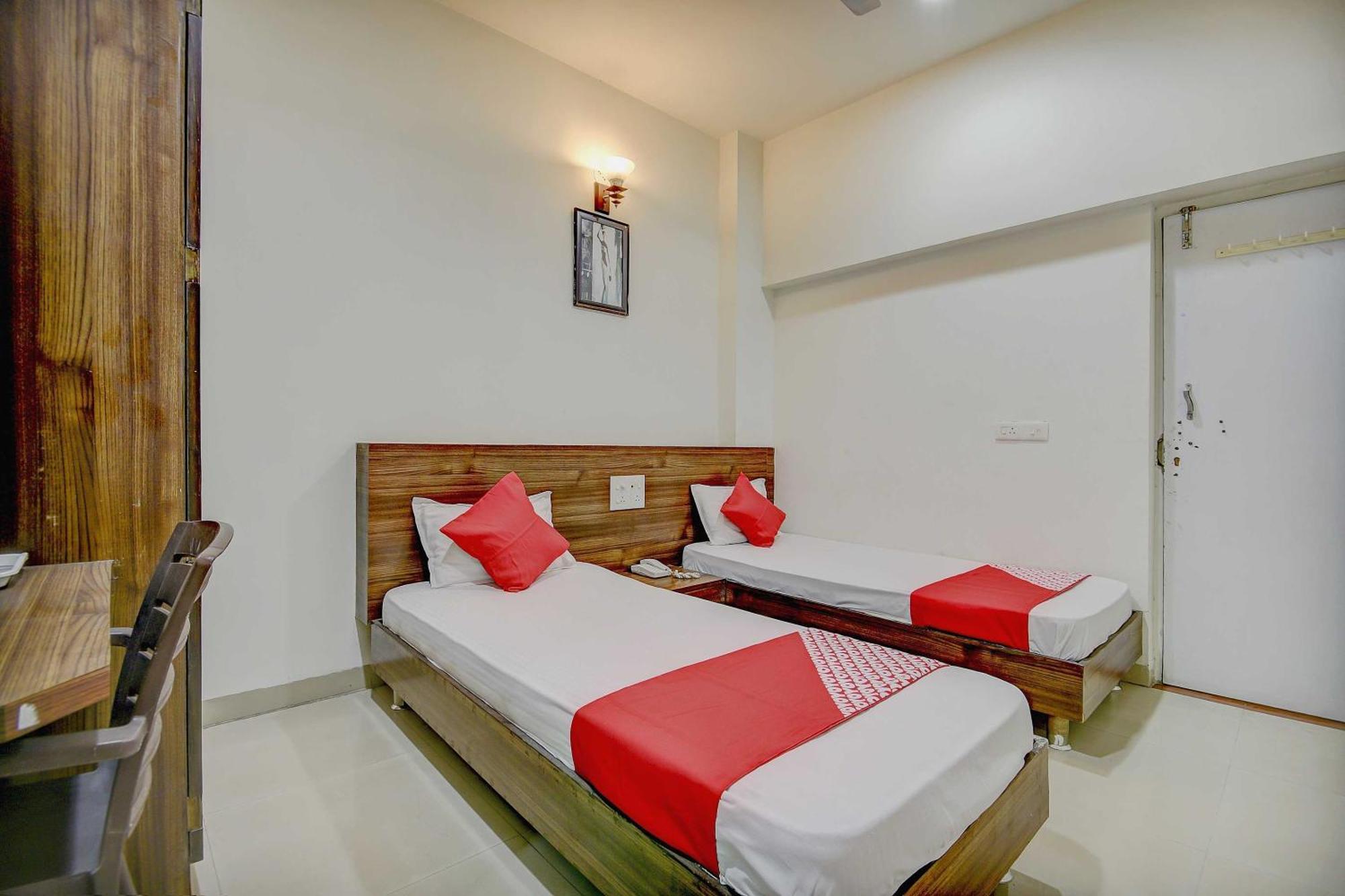 Khapa  Hotel O Plus Corporate One מראה חיצוני תמונה