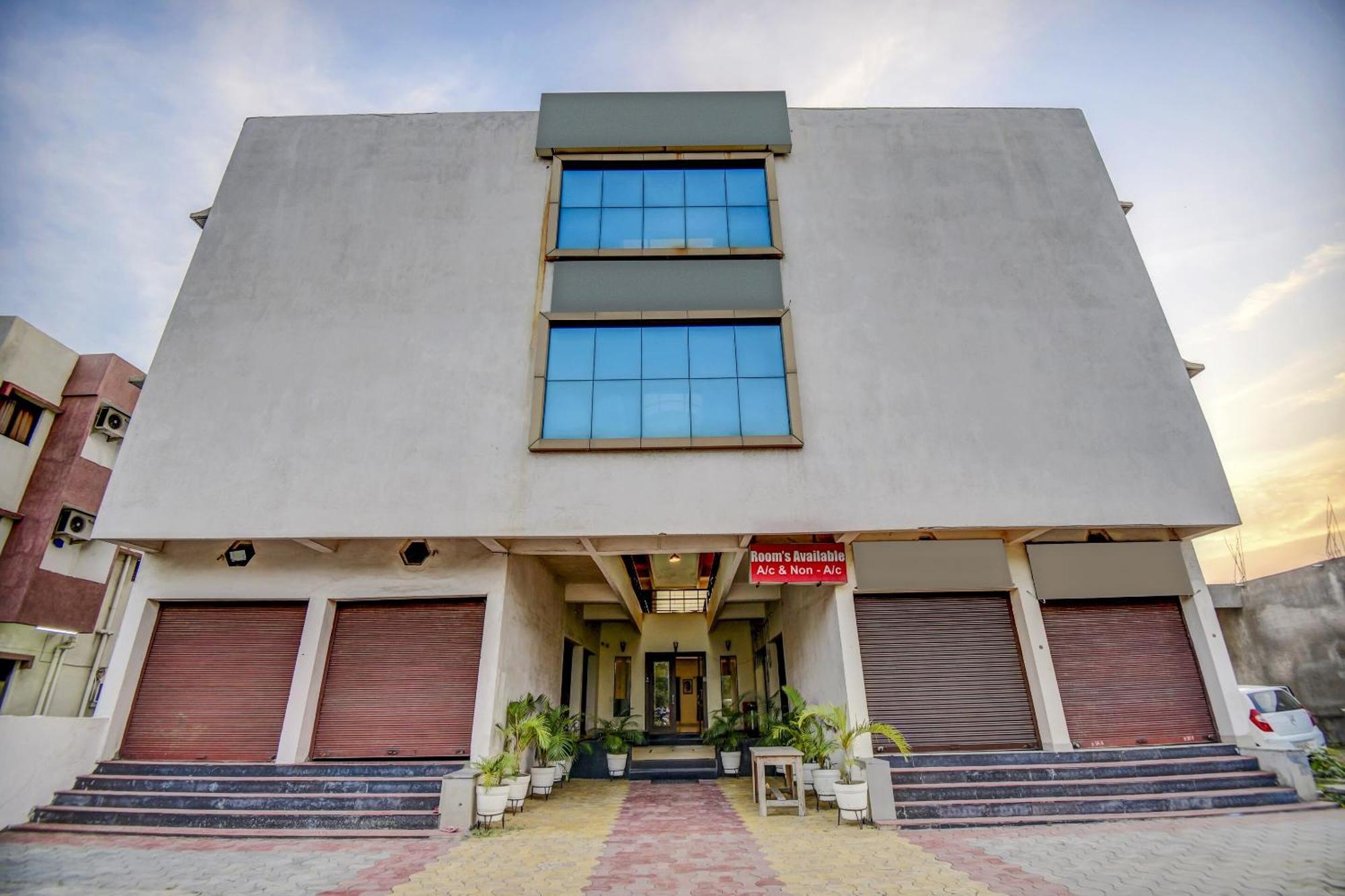 Khapa  Hotel O Plus Corporate One מראה חיצוני תמונה
